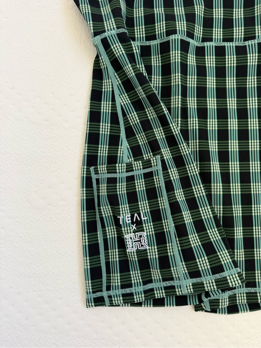Active By Teal x University of Hawai’i Romper - Picture 2 of 4